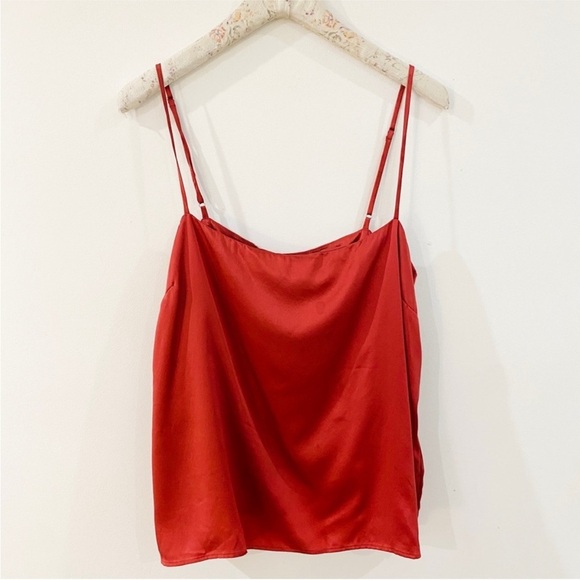 Reformation 100% silk top NWT - Picture 1 of 4